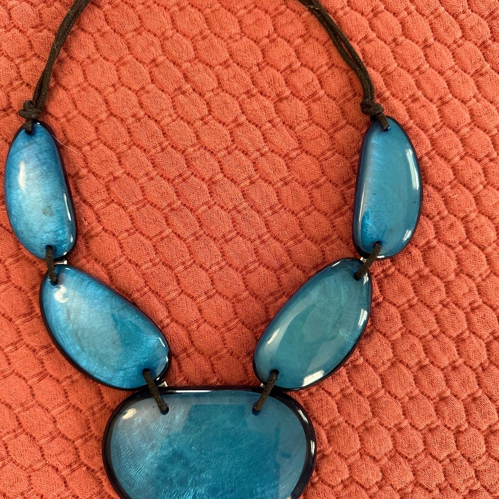 Azure Elegance Lucite Beaded Necklace